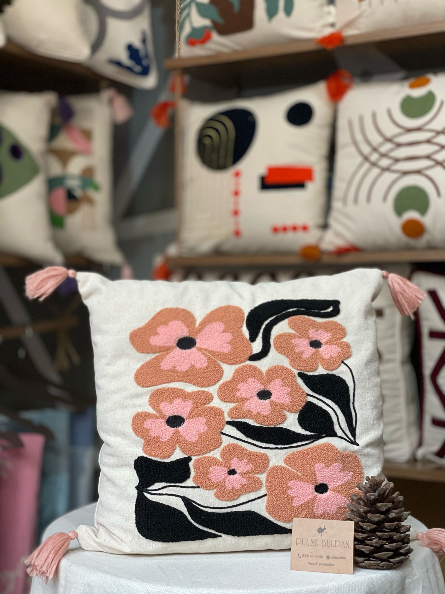 ÇİÇEK TEMALI KIRLENT